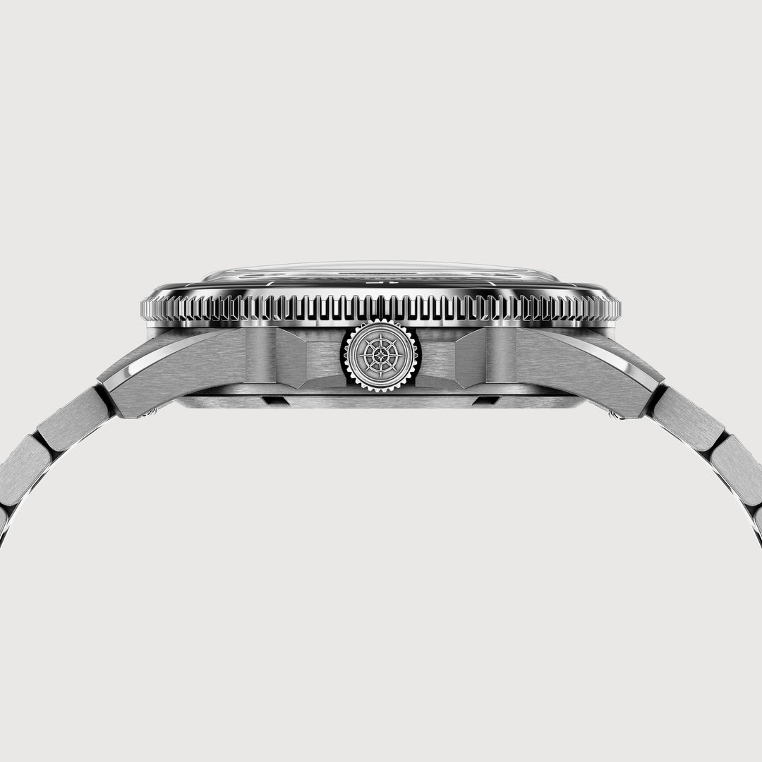 Marinor - Seastorm Black | Virtually Scratch-Proof – Héron