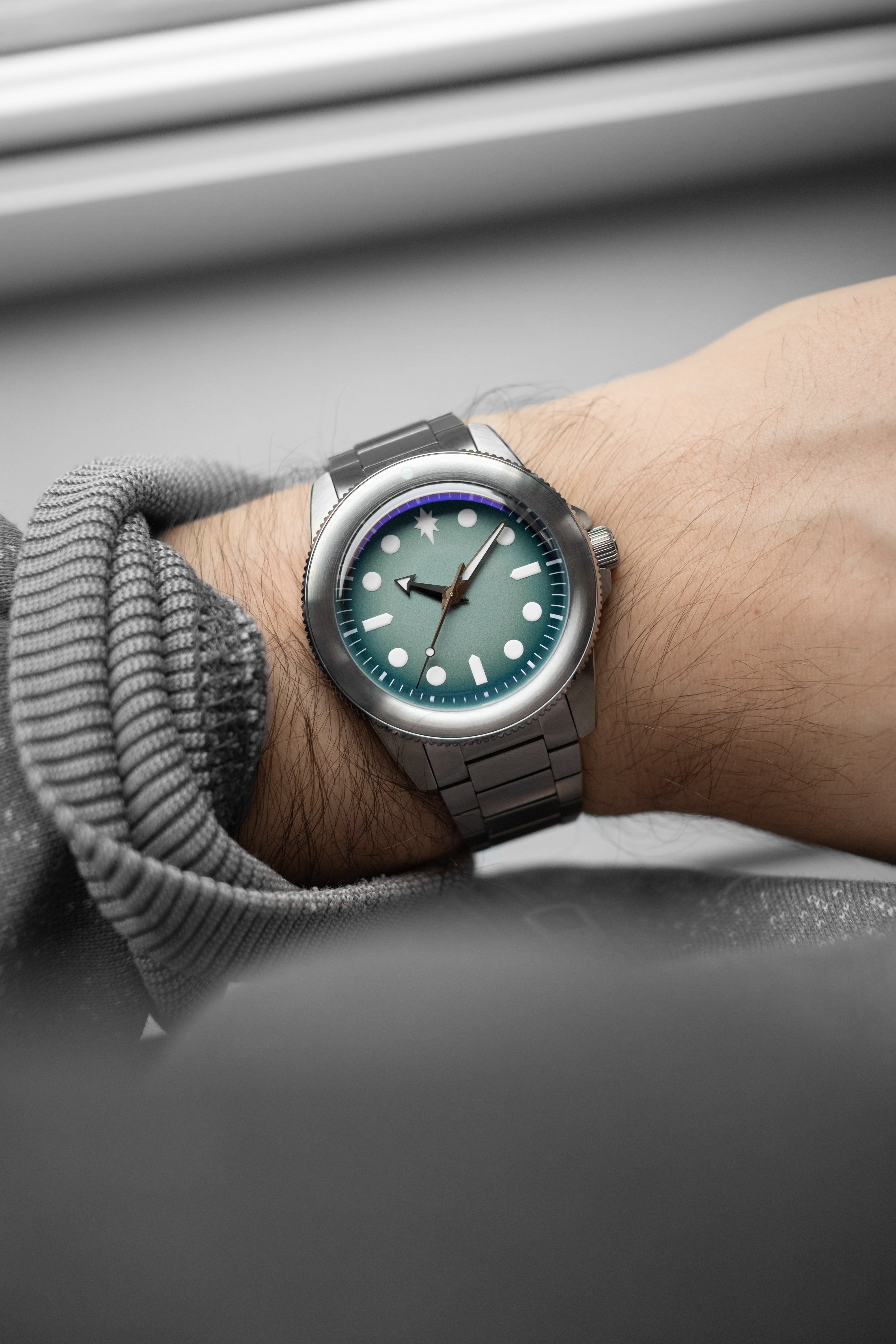 Marinor - Ghost | Scratch-Resistant Steel Dive Watch – Héron
